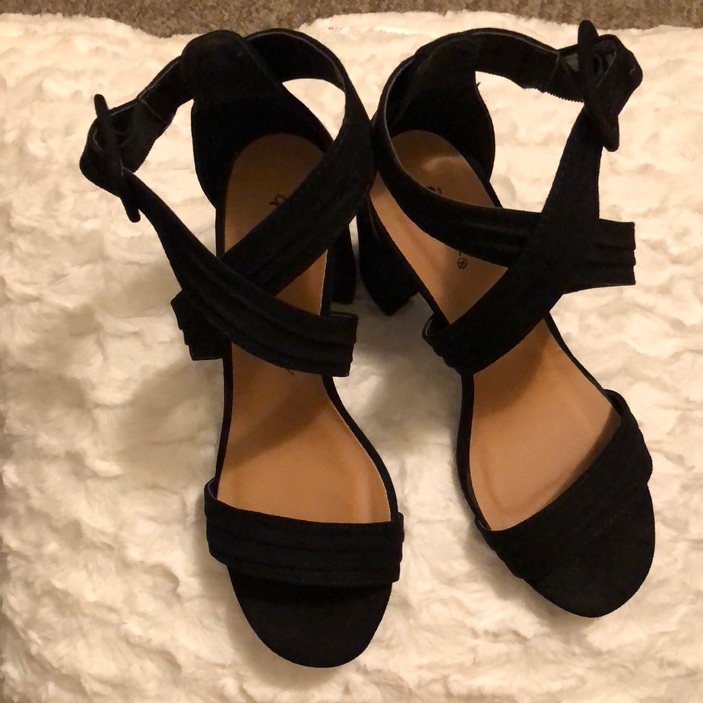 Sandal heels